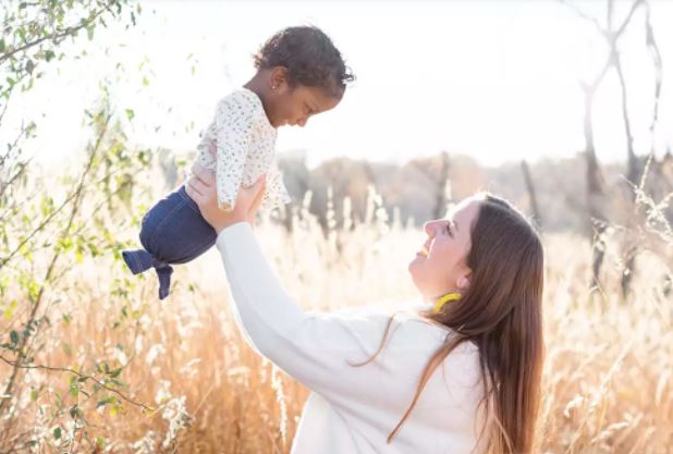 Jacqui McNeill y su hija Emilia